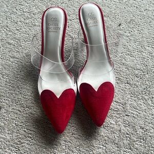 Heart heels